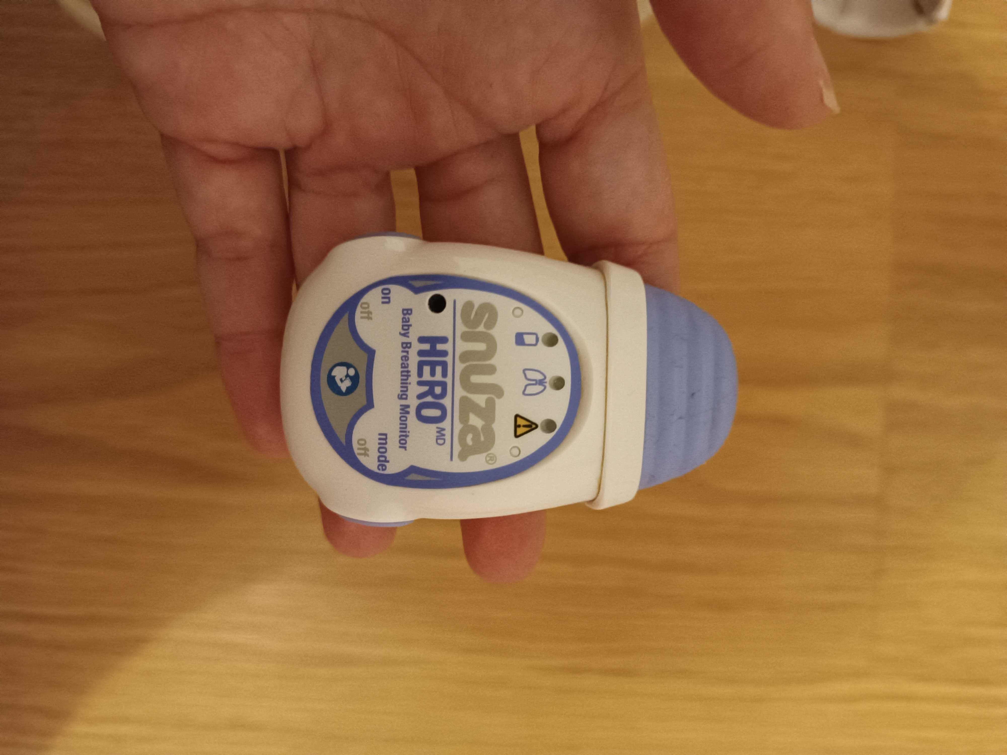 Baby breathing monitor Snuza hero