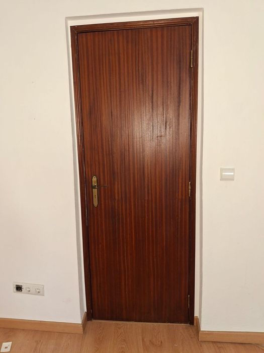 Portas madeira sem aro