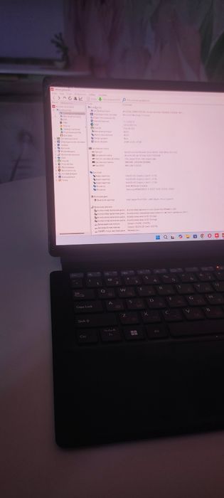 ASUS VivoBook 13 Slate OLED T3300KA повний комплект