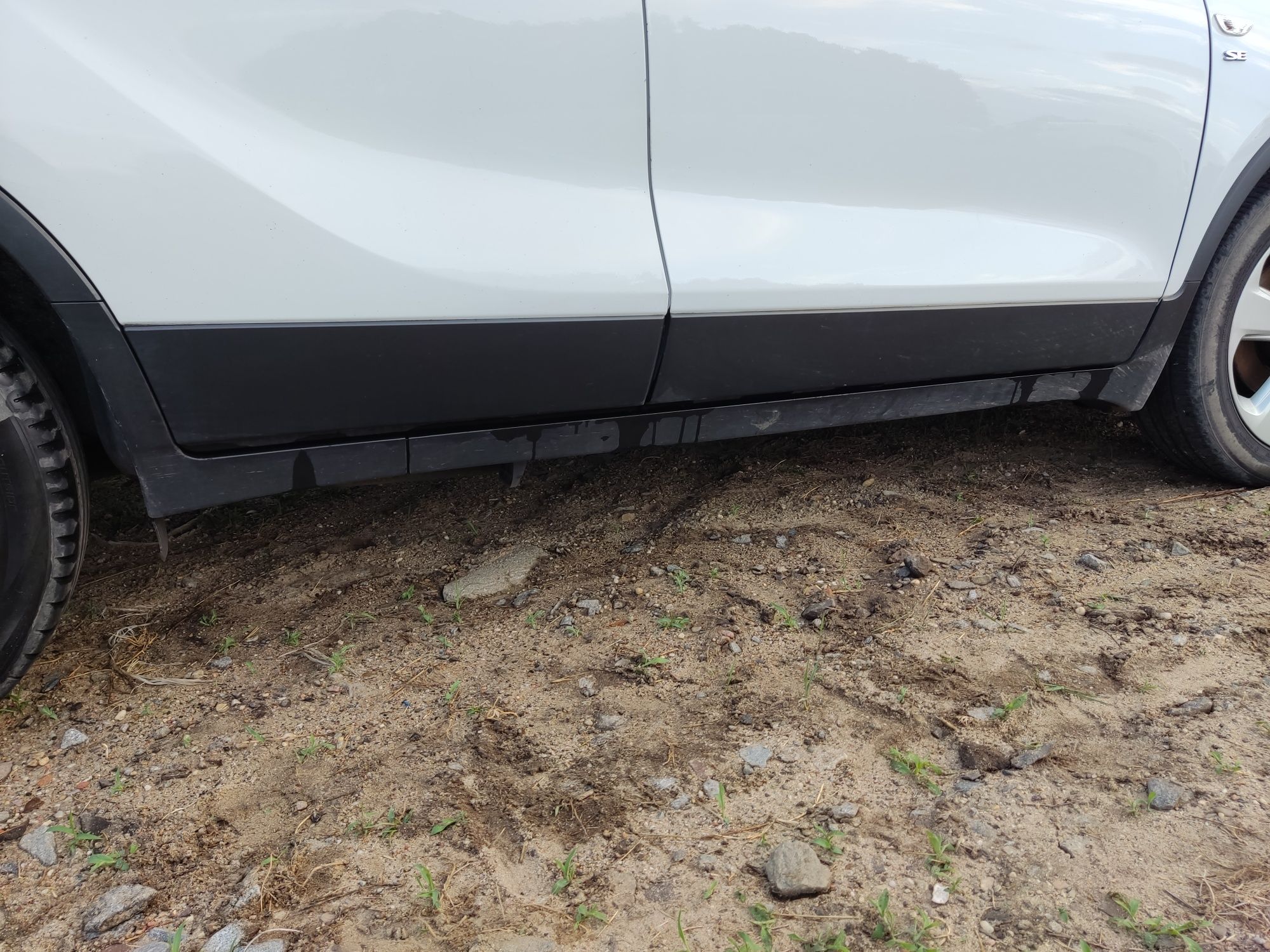 Opel Mokka Próg lewy prawy