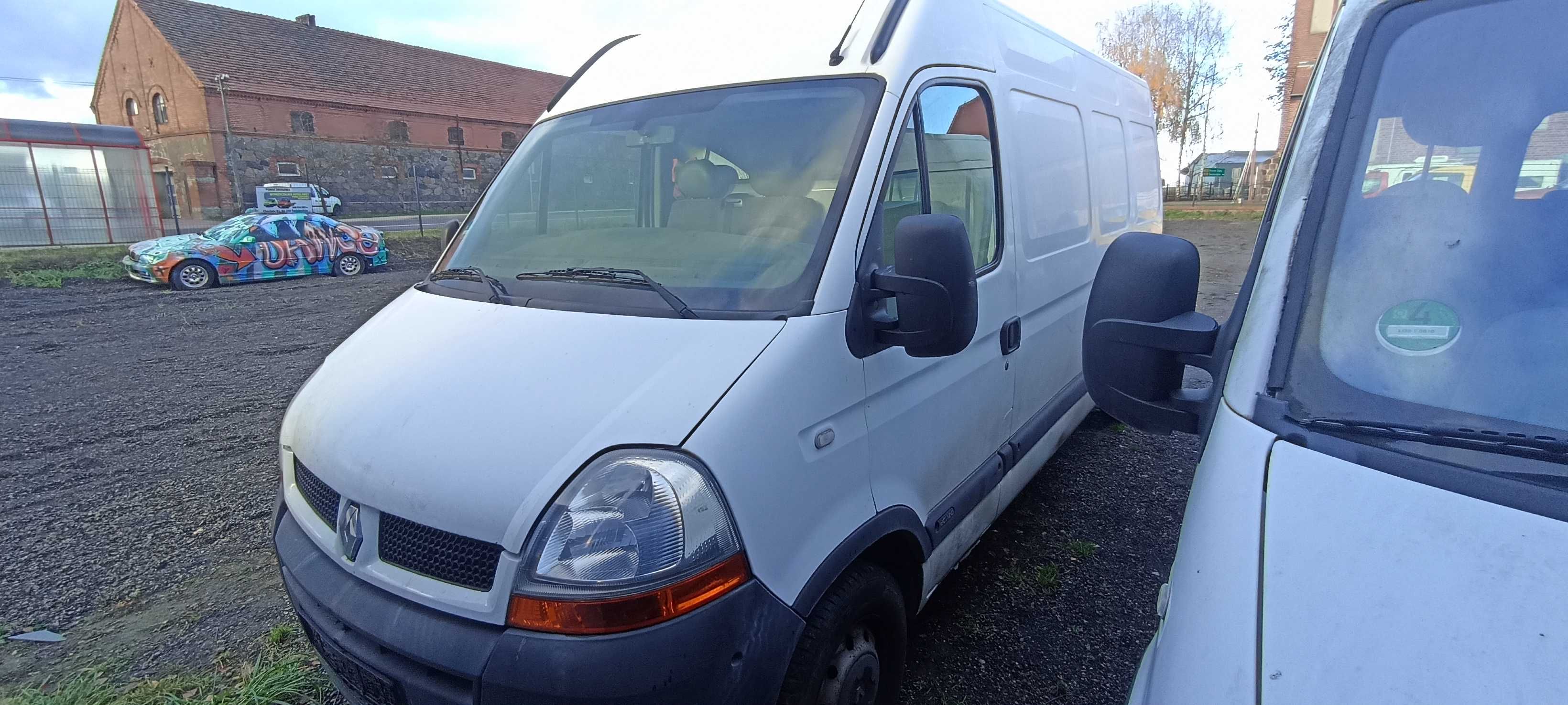 ćwiartka tył tylna master movano  L3h2  interstar lak 0389 na śrubki