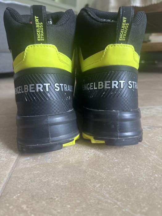 Engelbert stauss 44