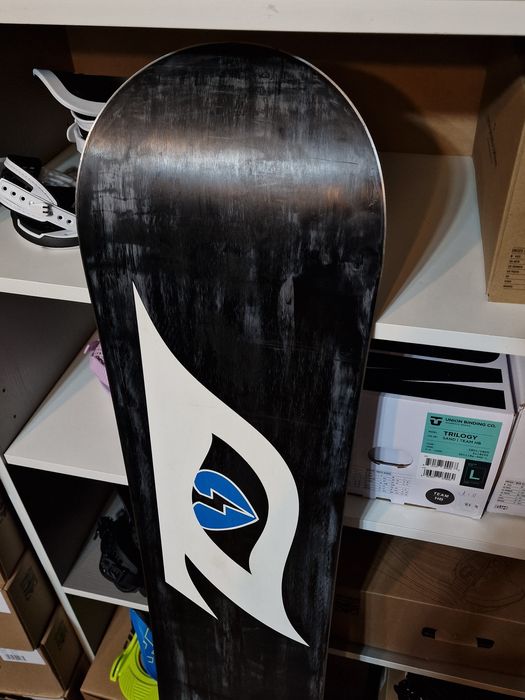 Deska snowboardowa Nitro Fate 152 cm snowboard