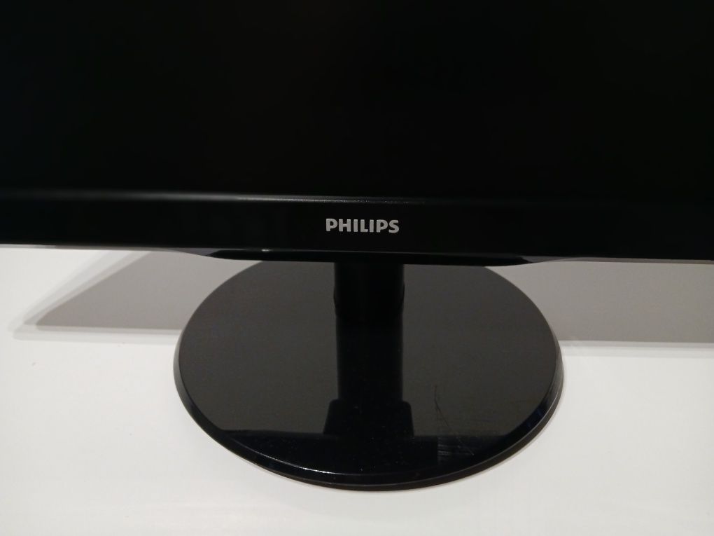 Monitor Philips 196V4L stan bardzo dobry 19 cali