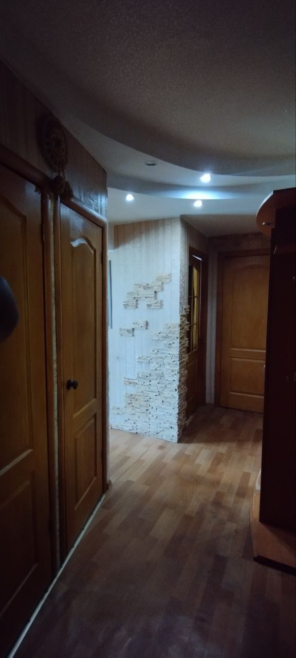 Трикімнатна квартира з автономним опаленням у затишному районі