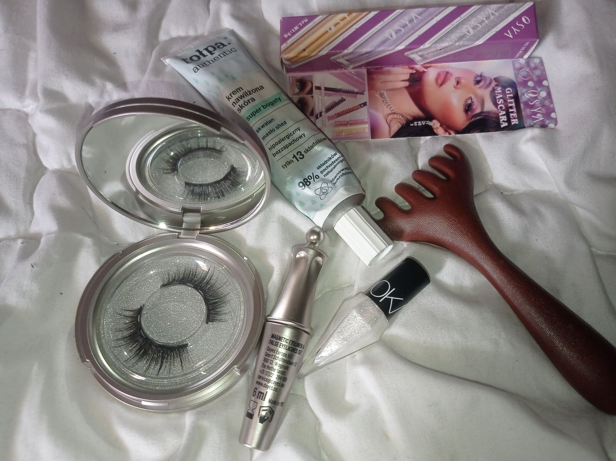 Zestaw kosmetyków magnetyczne rzęsy, srebrny tusz,eyeliner błyszczący