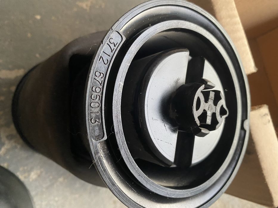 Пневмоопора (пневмо подушка) BMW X5 F15