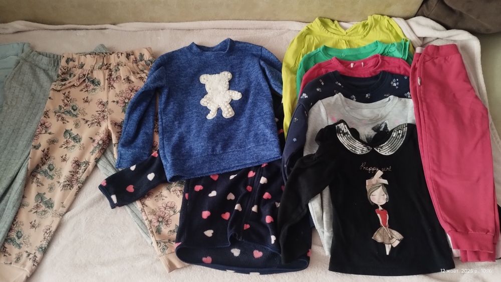 Одяг для дівчинки 4-5 р(штани,кофтинки.)