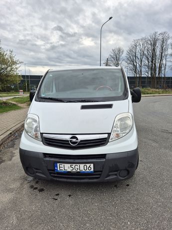 Opel Vivaro 2011r