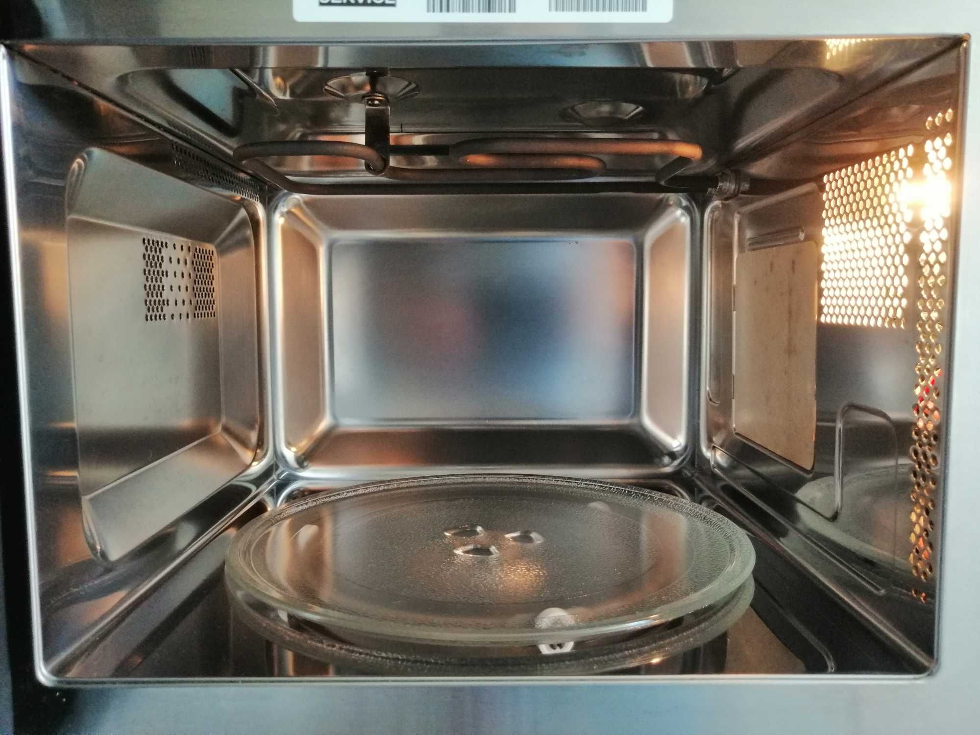 Kuchenka mikrofalowa Whirlpool AMW 140 IX