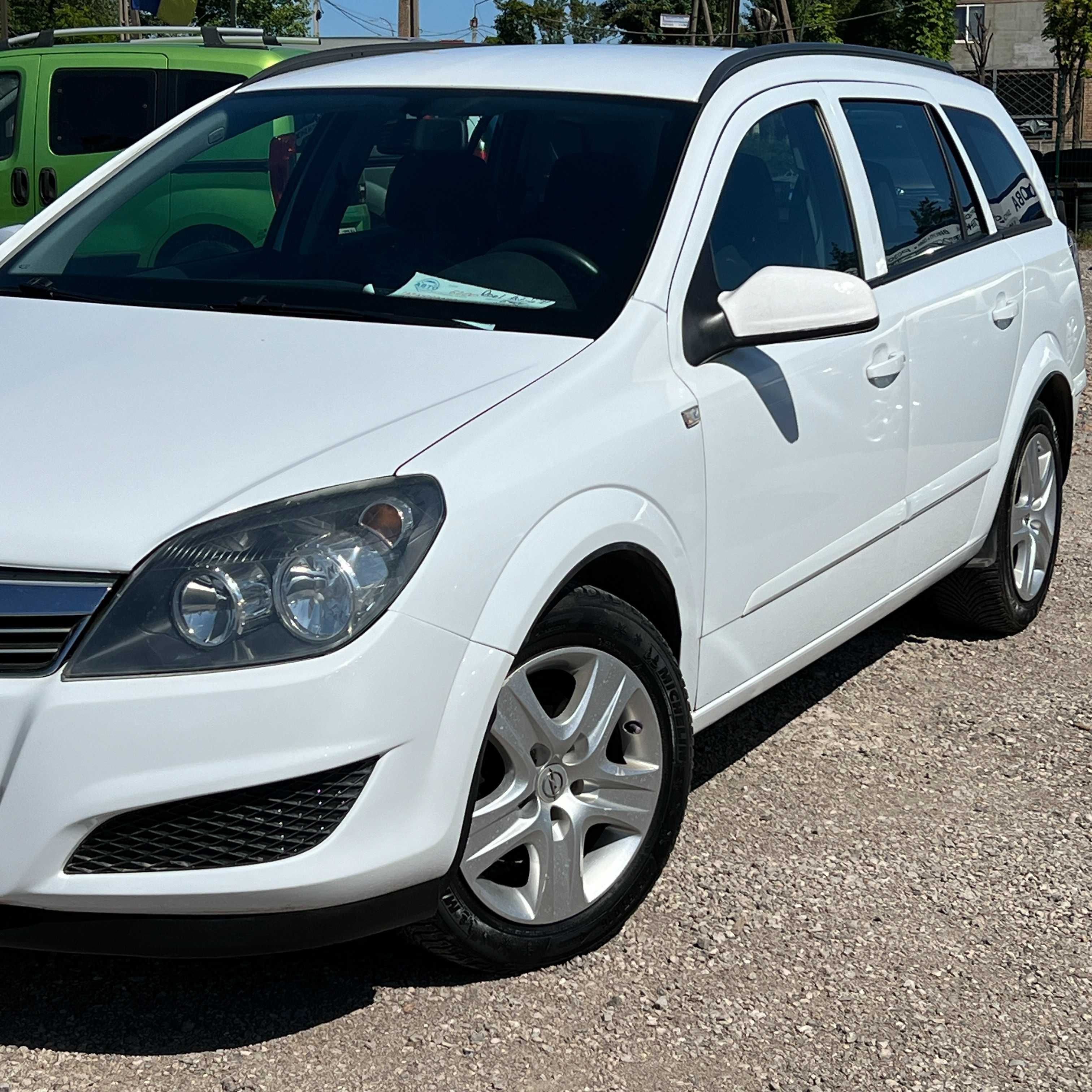 Продам Opel Astra H 2008 рік можлива розстрочка, кредит, обмін!