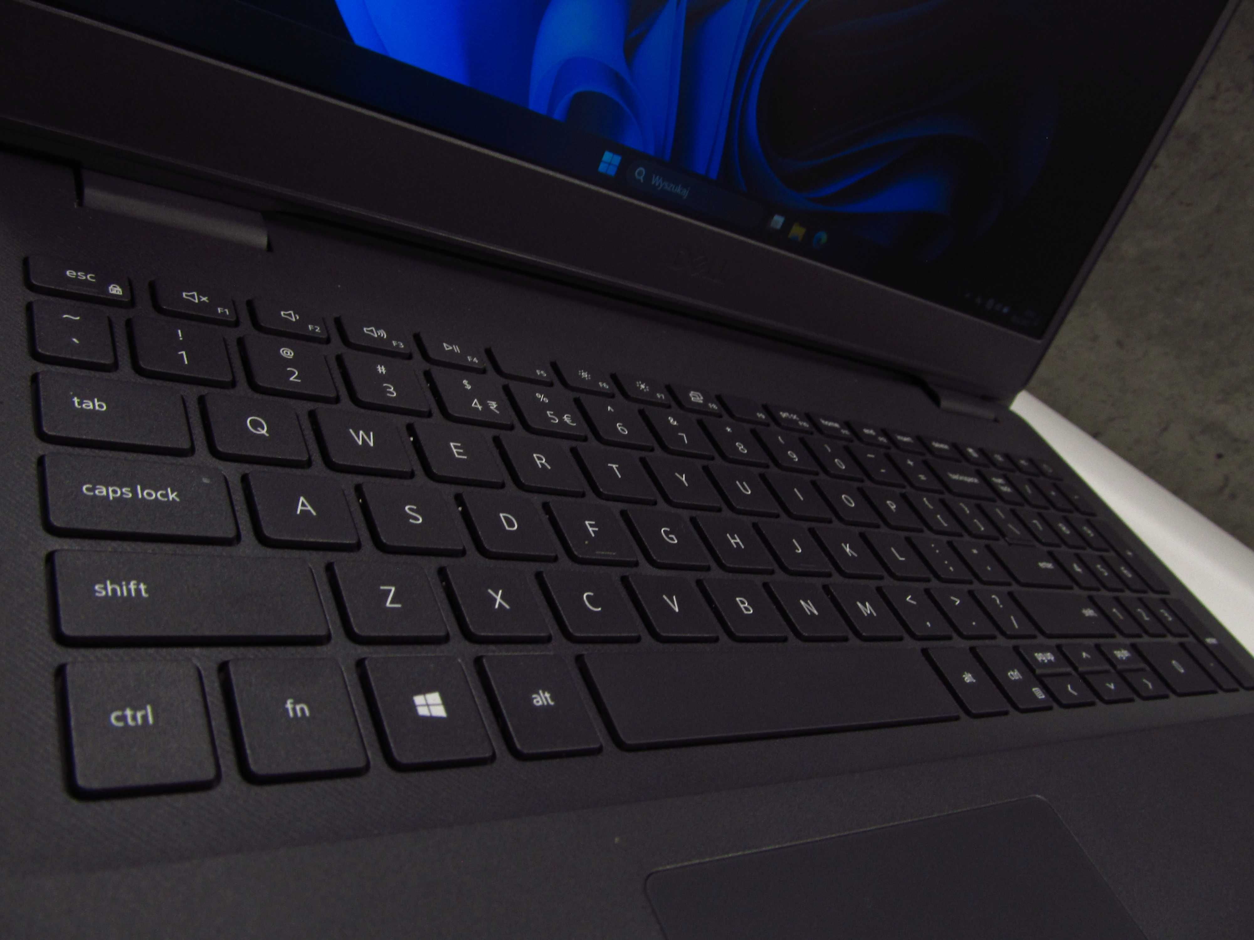 Dell Vostro 3500 i5 11-Gen ram 8GB dysk 256SSD Full HD IPS IRIS Laptop