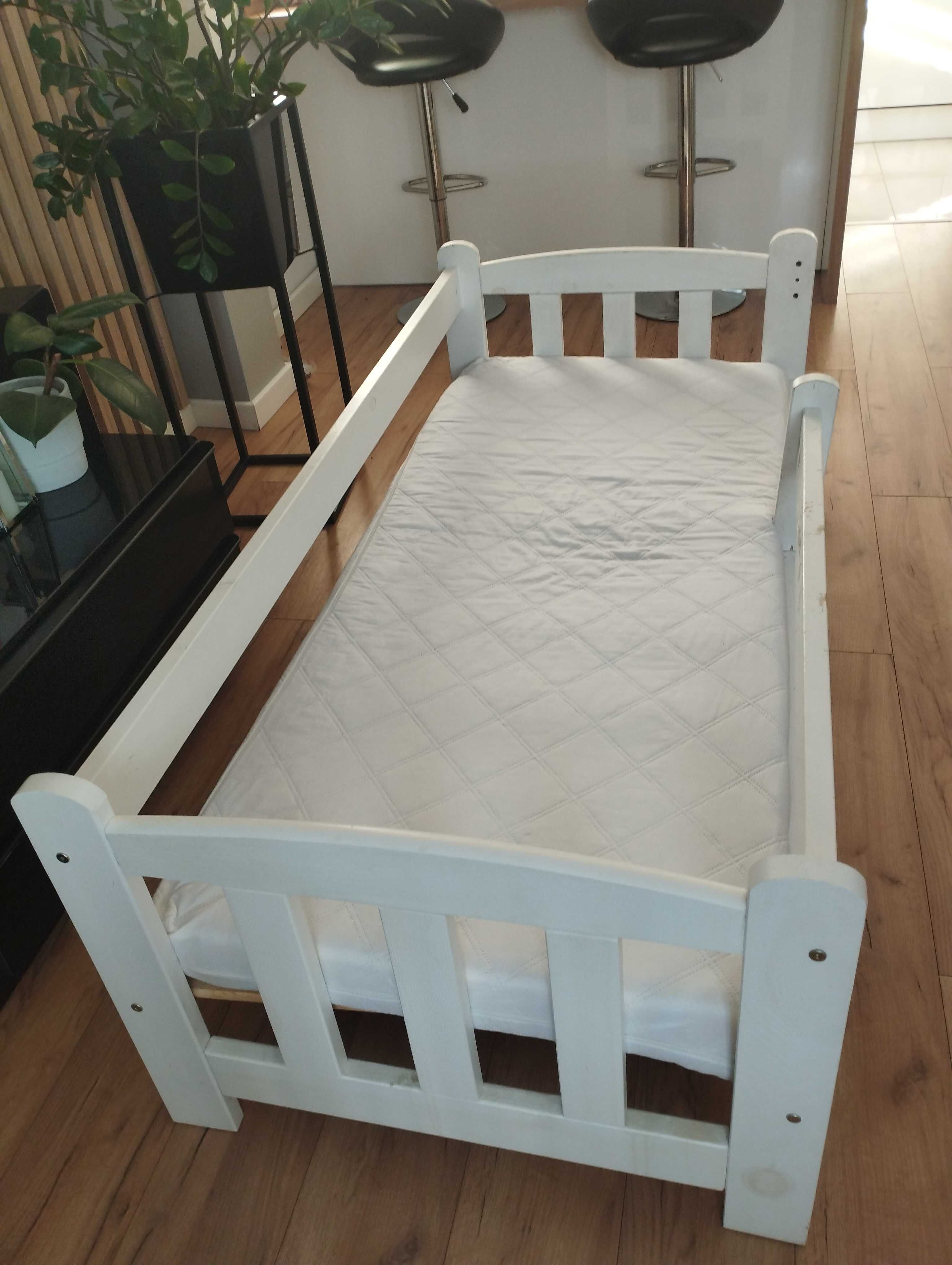 Sprzedam łóżko dziecięce Jaś 70x160. 200zł