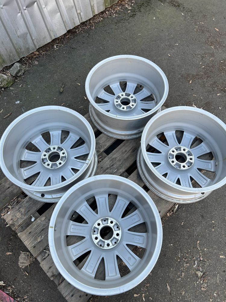 Оригінал Mercedes R18 5x112 8j et41 W222 W221 W212 W213