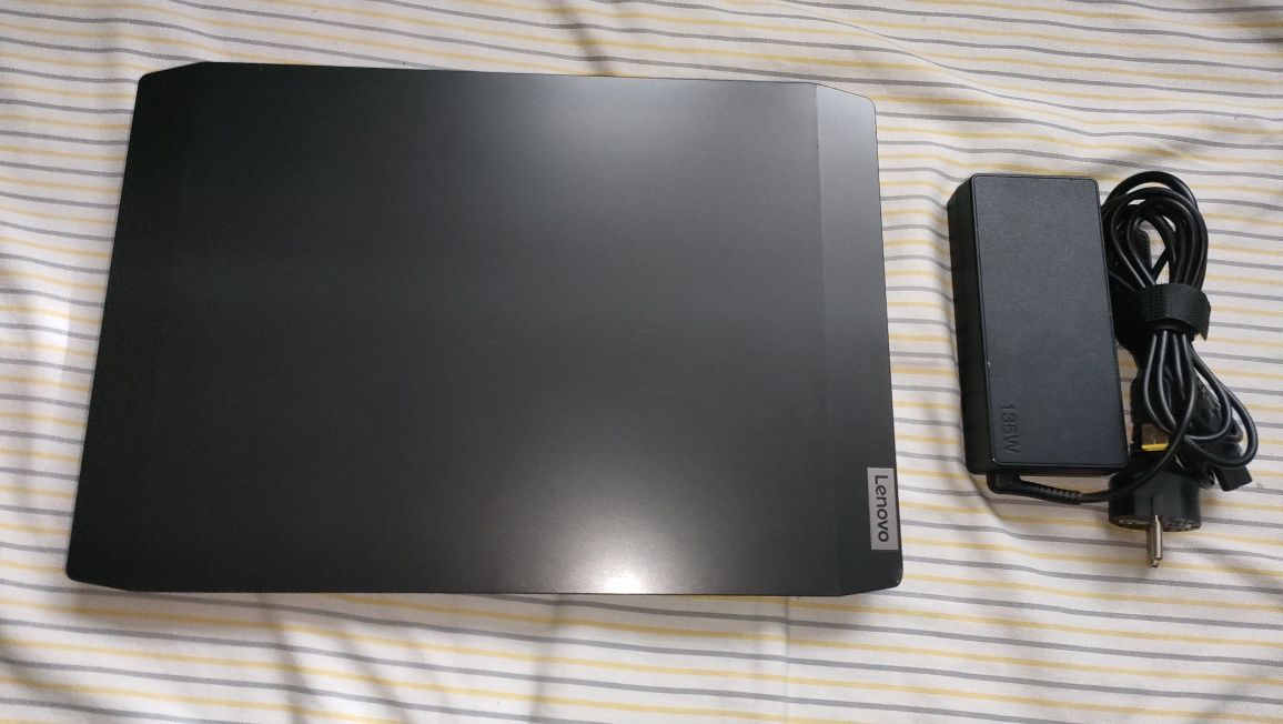 Laptop Lenovo IdeaPad Gaming 3 15,6" R5 4600h 8GB GTX1650 4GB 512GB
