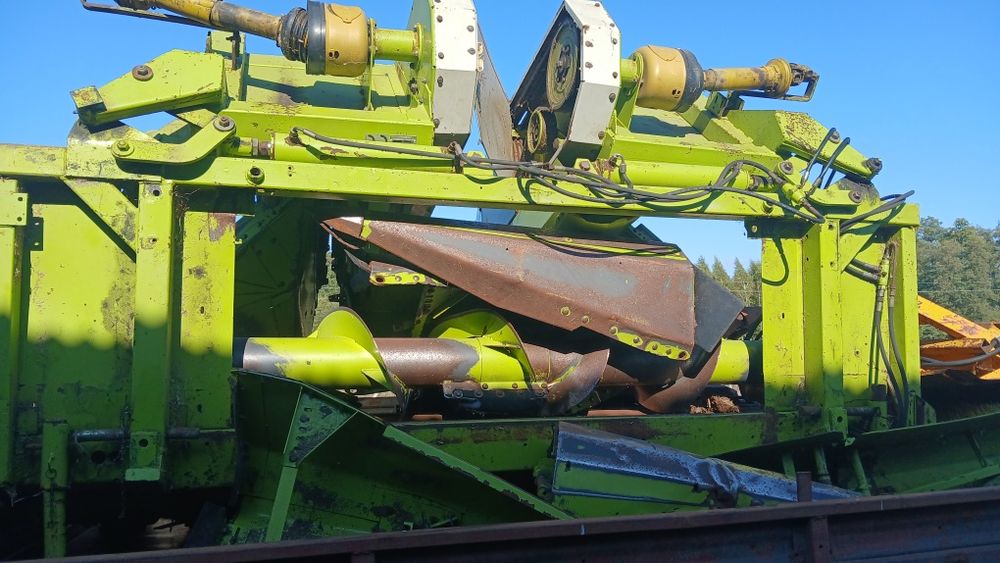 Przystawka do kukurydzy oros idaas case claas new holland suszarnia
