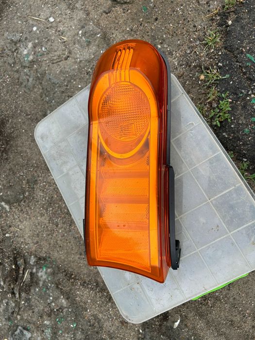 Указатель поворота правый и левый Toyota FJ Cruiser 2010-2014 (желтый)