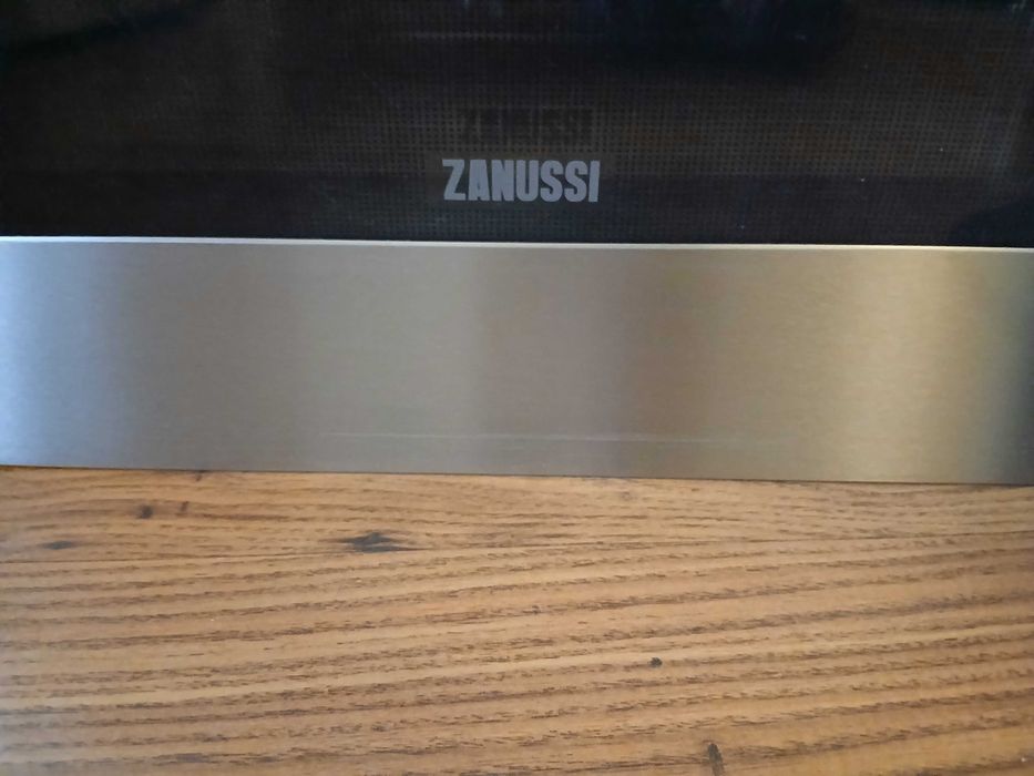 Электрична духовка ZANUSSI б/у + подарунок