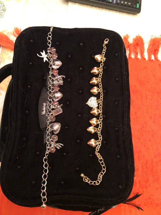 Продам срібні медальйони с позолотою