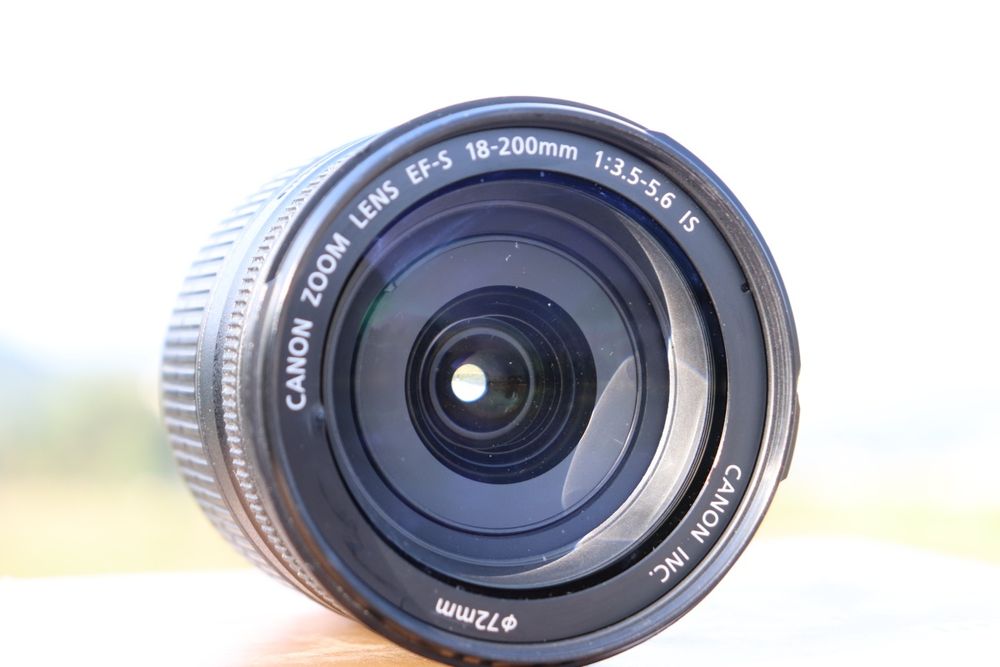 Canon EFS 18-200 mm F/3.5-5.6 IS
