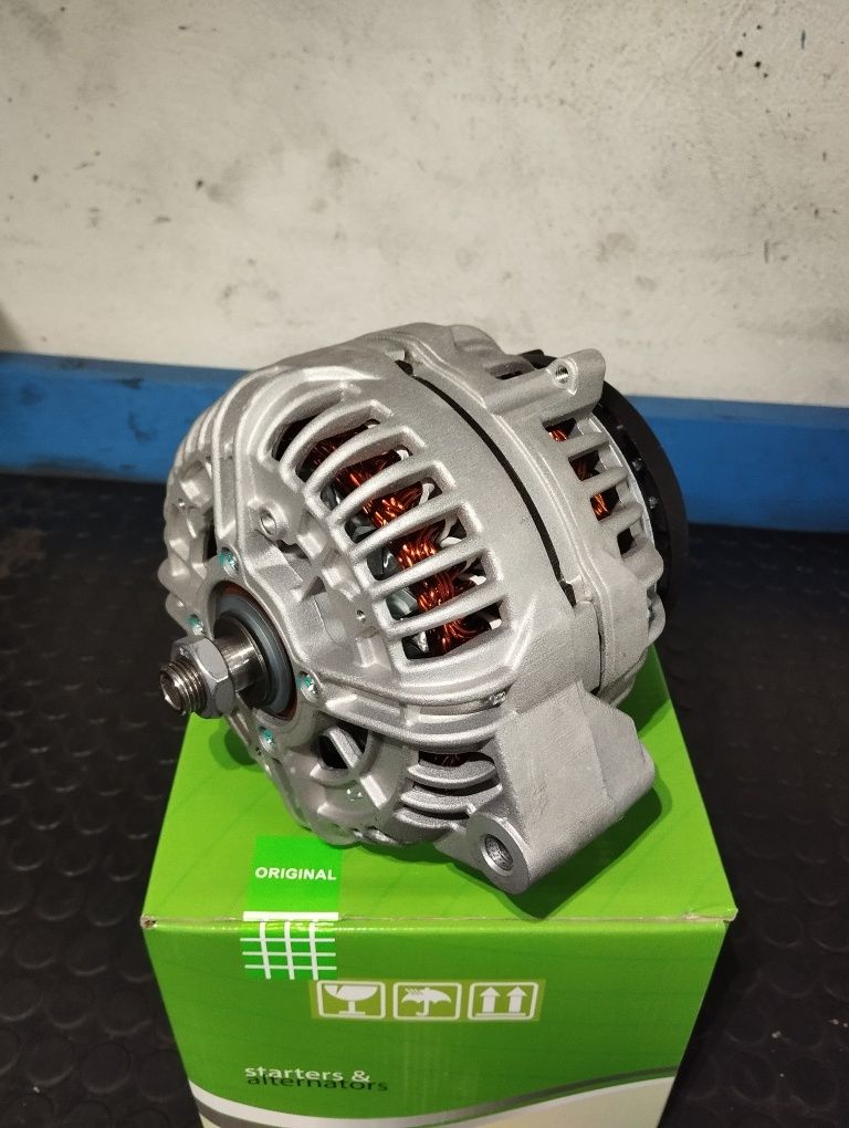 NOWY alternator John Deere 200A 7710, 7810, 6930, 6620, 6420, 6020se