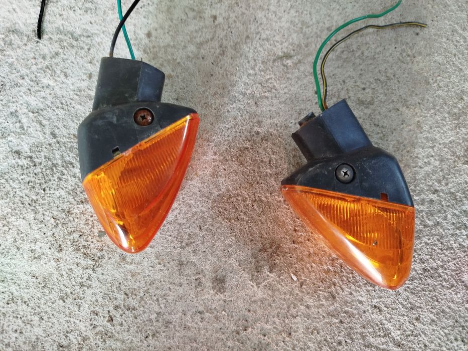 Starocie stare kierunkowskazy skuter
