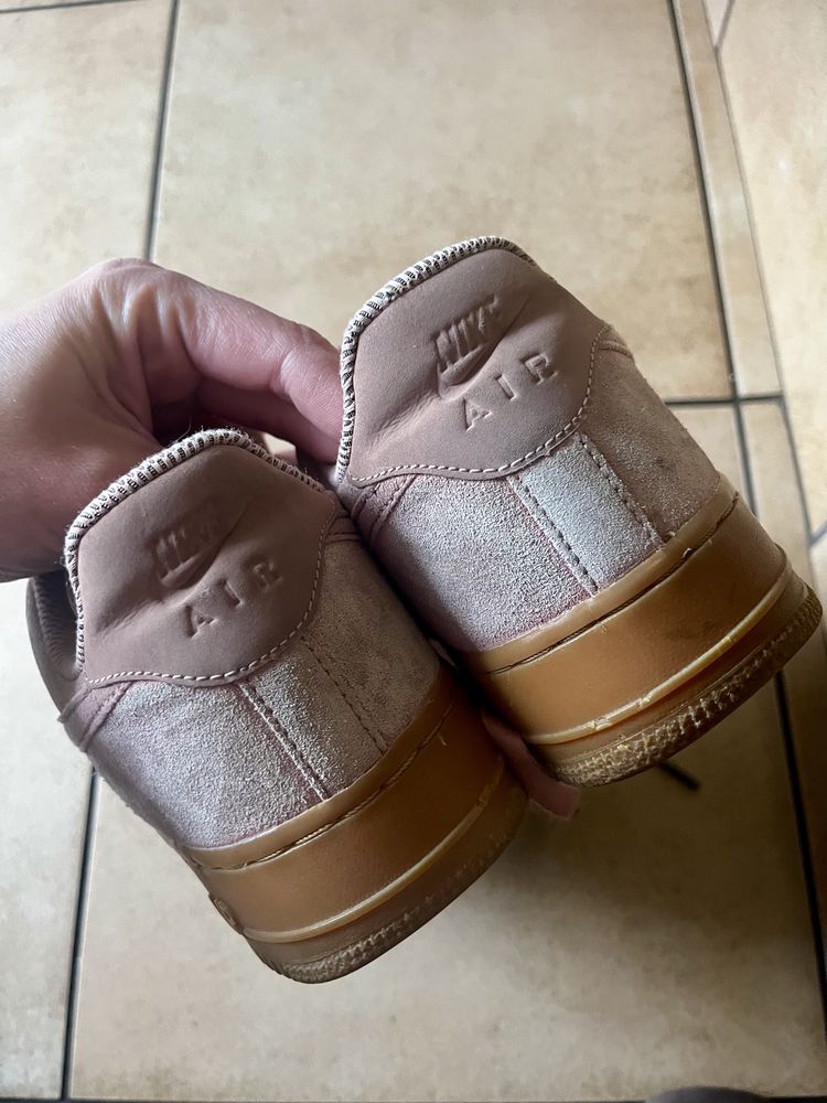 NIKE air force zamszowe