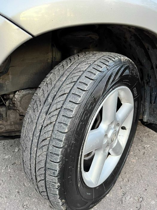 Nissan X-Trail 2003 2.0 Газ/Бенз Автомат