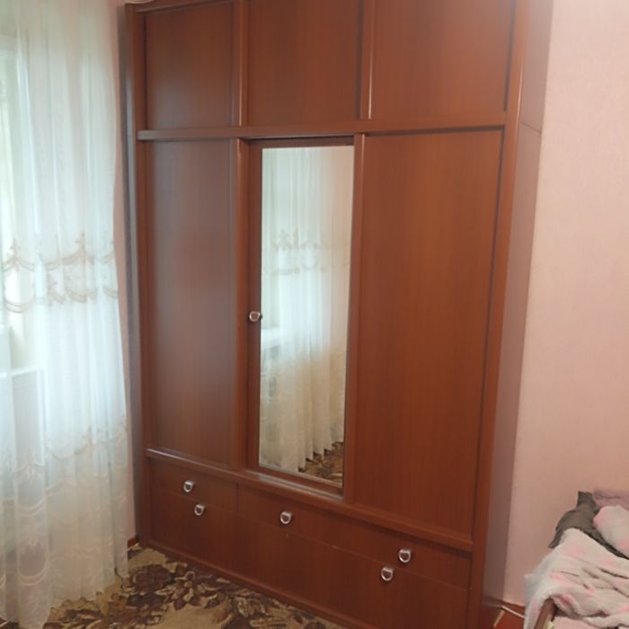 Письмовий стіл з пеналом