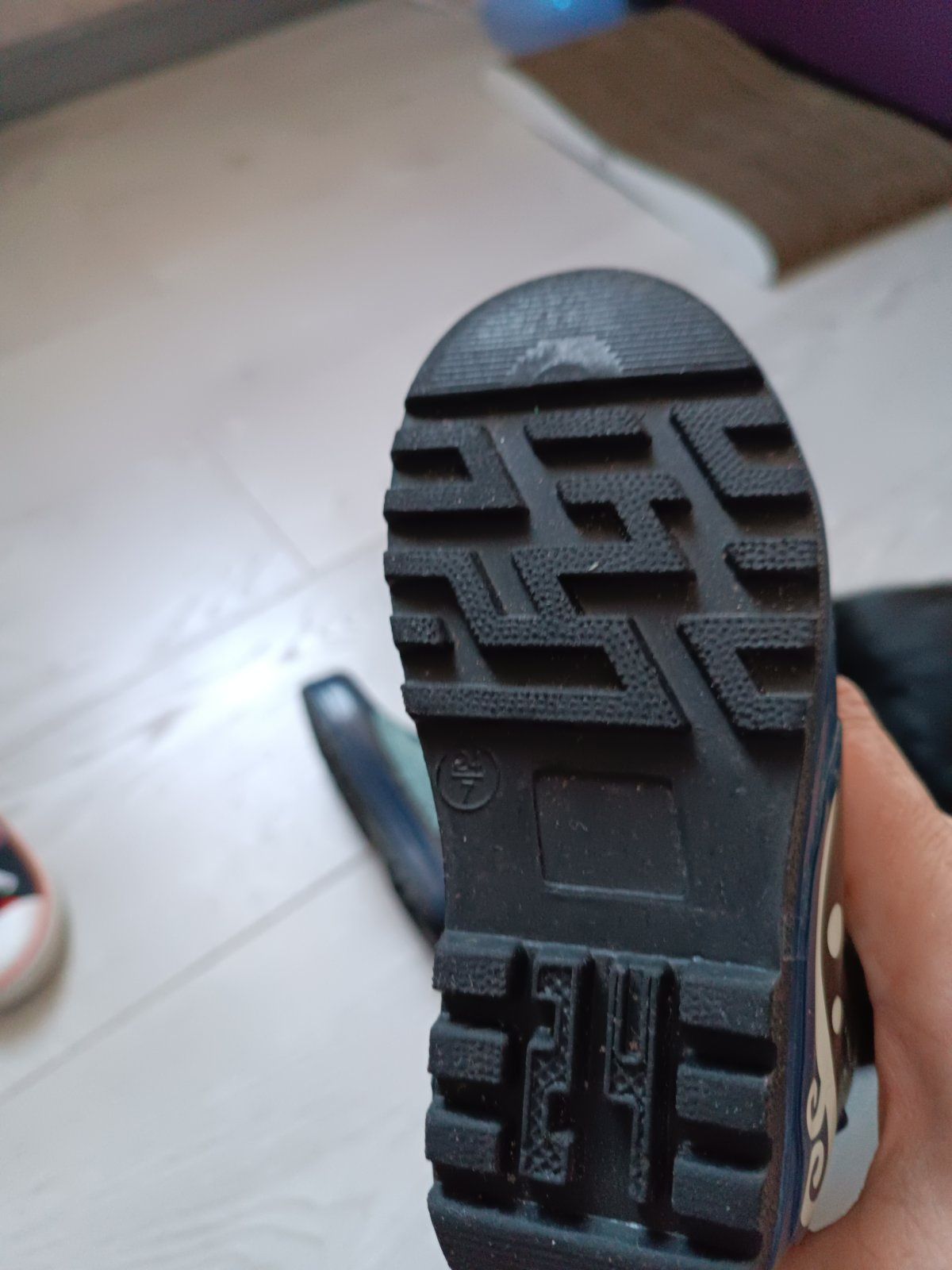 Продам дитяче взуття для хлопчика