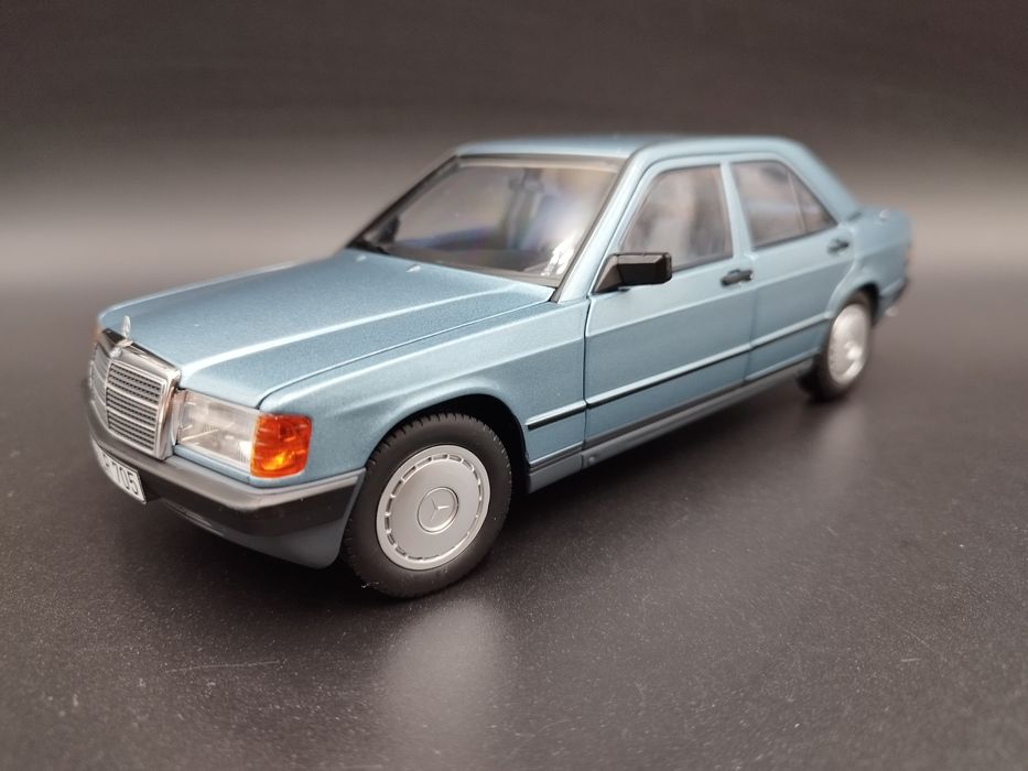 1:18 Norev 1984 Mercedes 190E model nowy