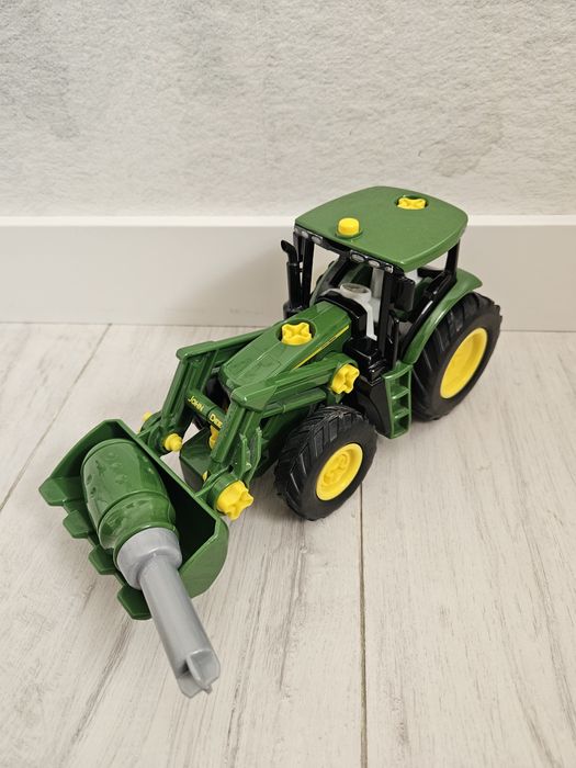 Traktor John Deere do skręcania Klein