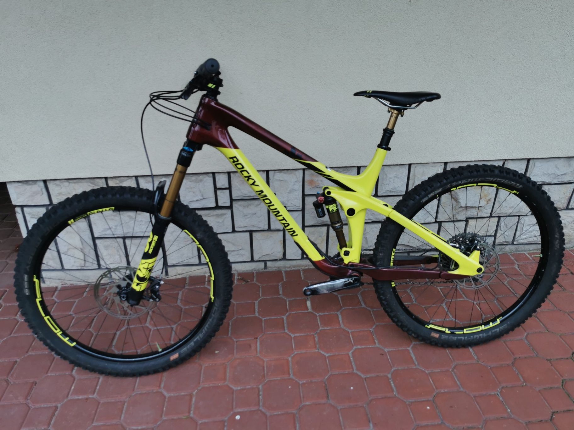 Rocky Mountain Slayer carbon 90 rozm. L 27,5"