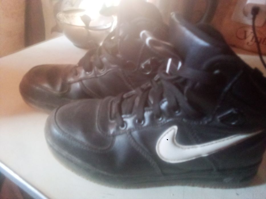 Кроссовки утеплённые 38р