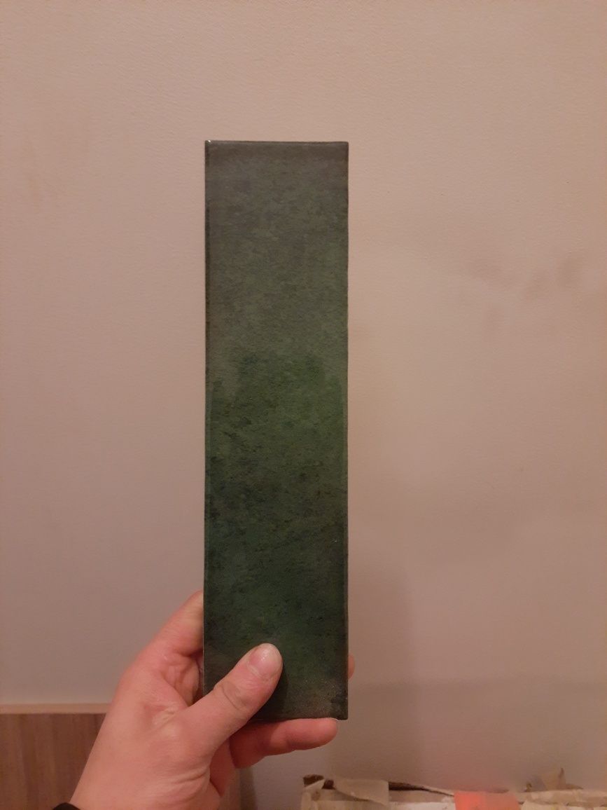 Płytki zielone szkliwione 3.5m2