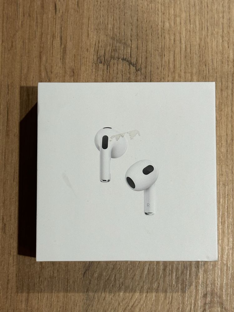 Apple AirPods 3 (MME73) with MagSafe Charging