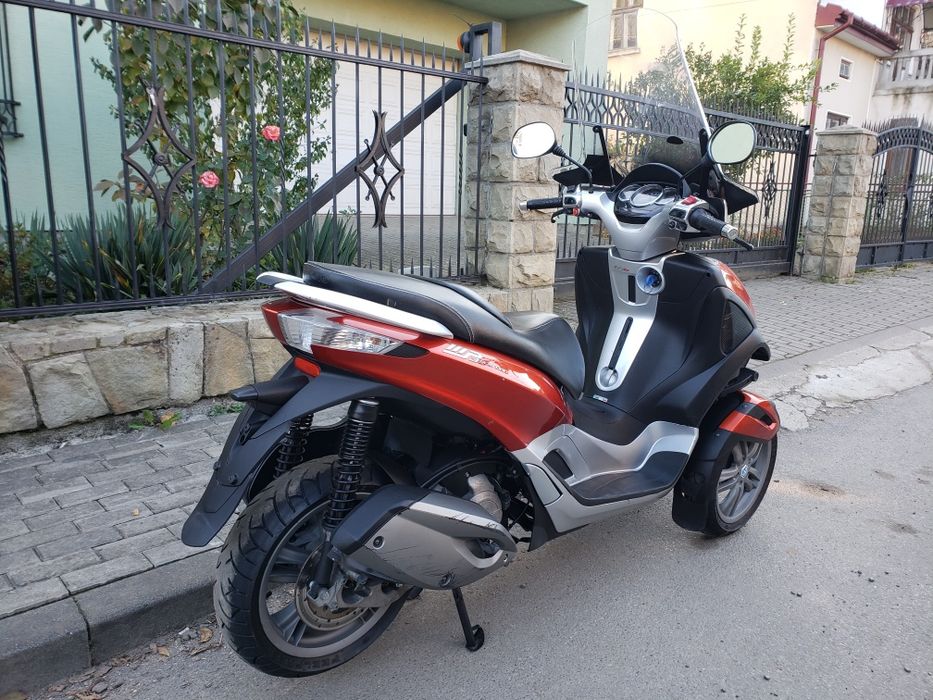 Скутер Piaggio Mp3 125ie Yourban