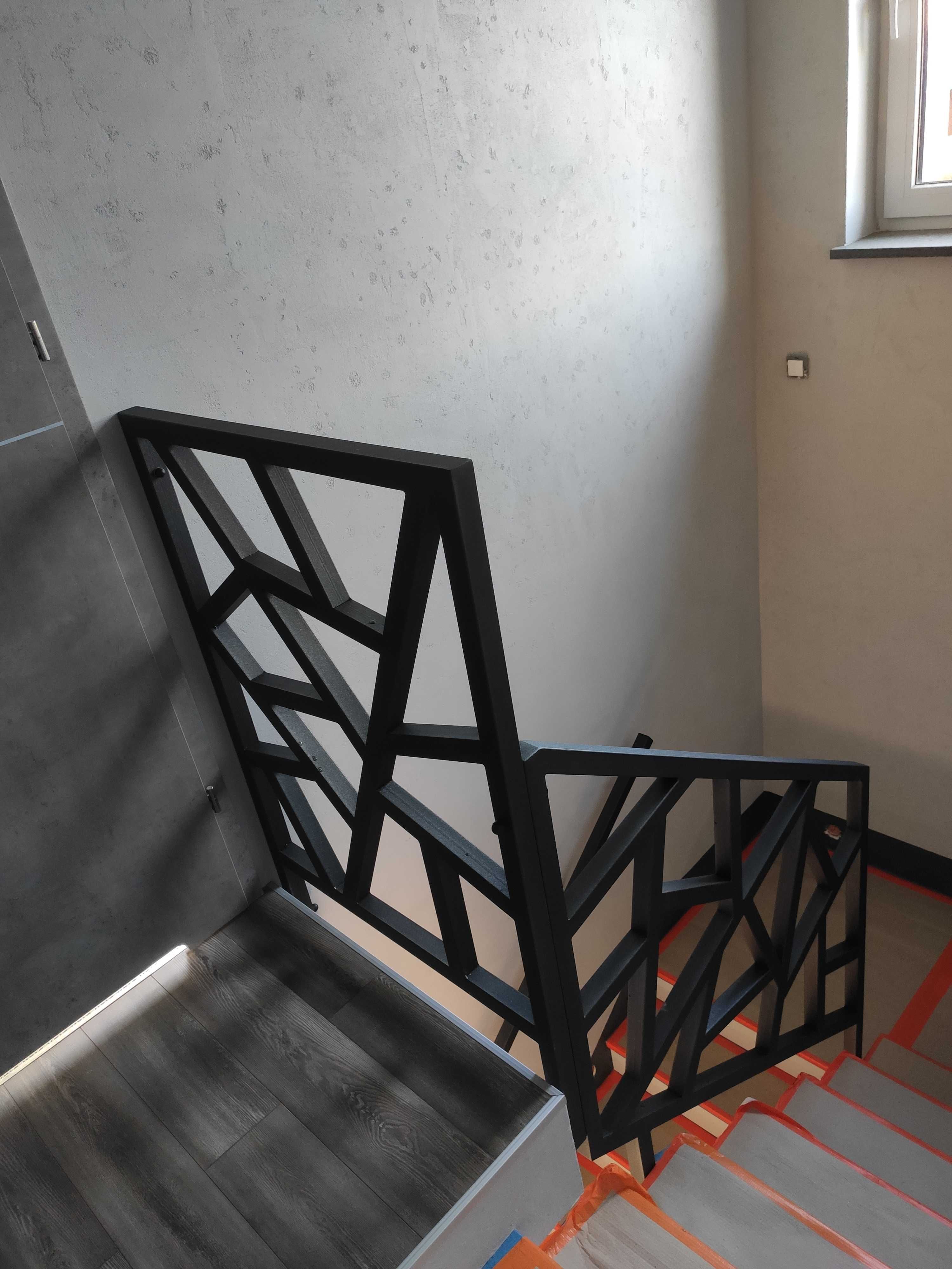 Balustrady wewnętrzne / zewnętrzne