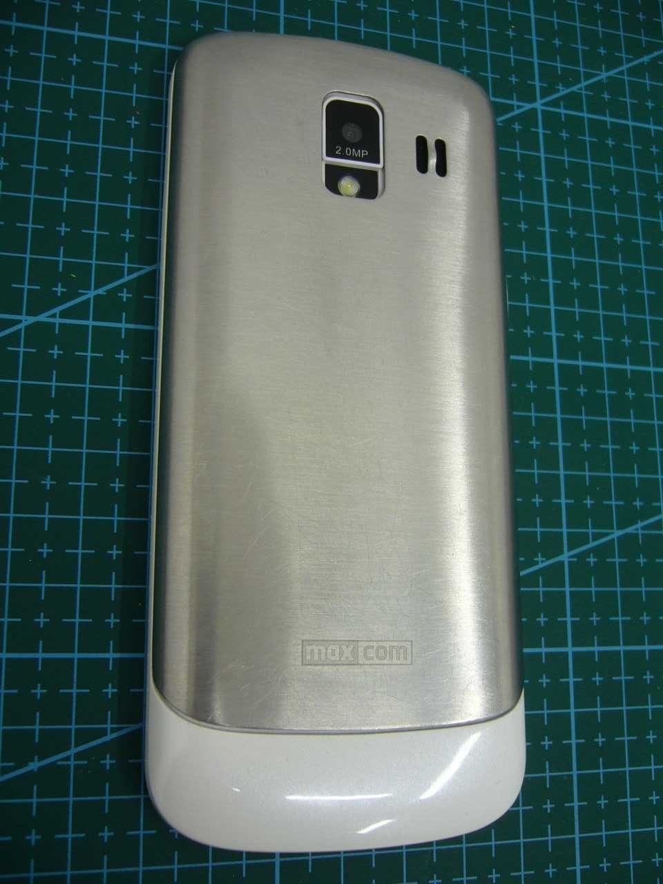 Telefon komórkowy MaxCom MM320