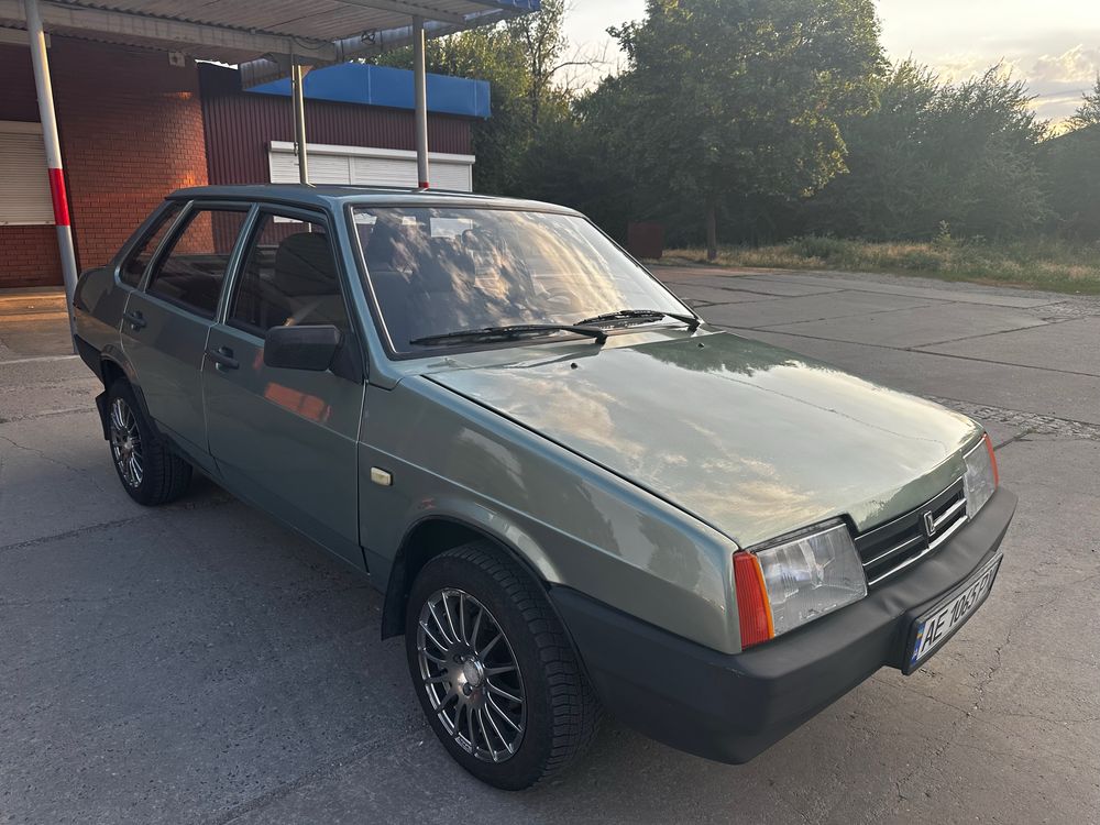 Продам ВАЗ 21099 в Идеальном состояние