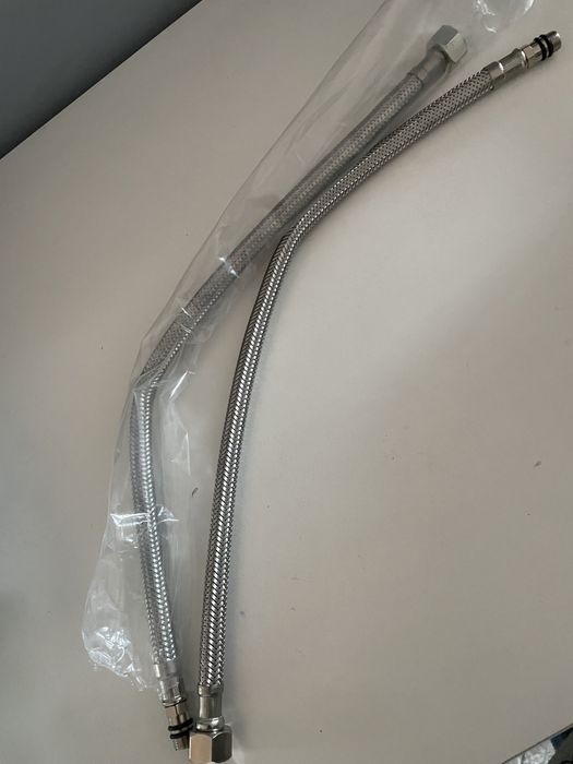 Wężyki umywalkowe 40 cm do wody kranu