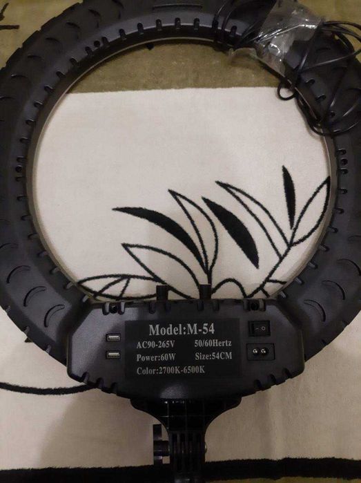 Кільцева лампа для студійного освітлення (фото) + подарунок