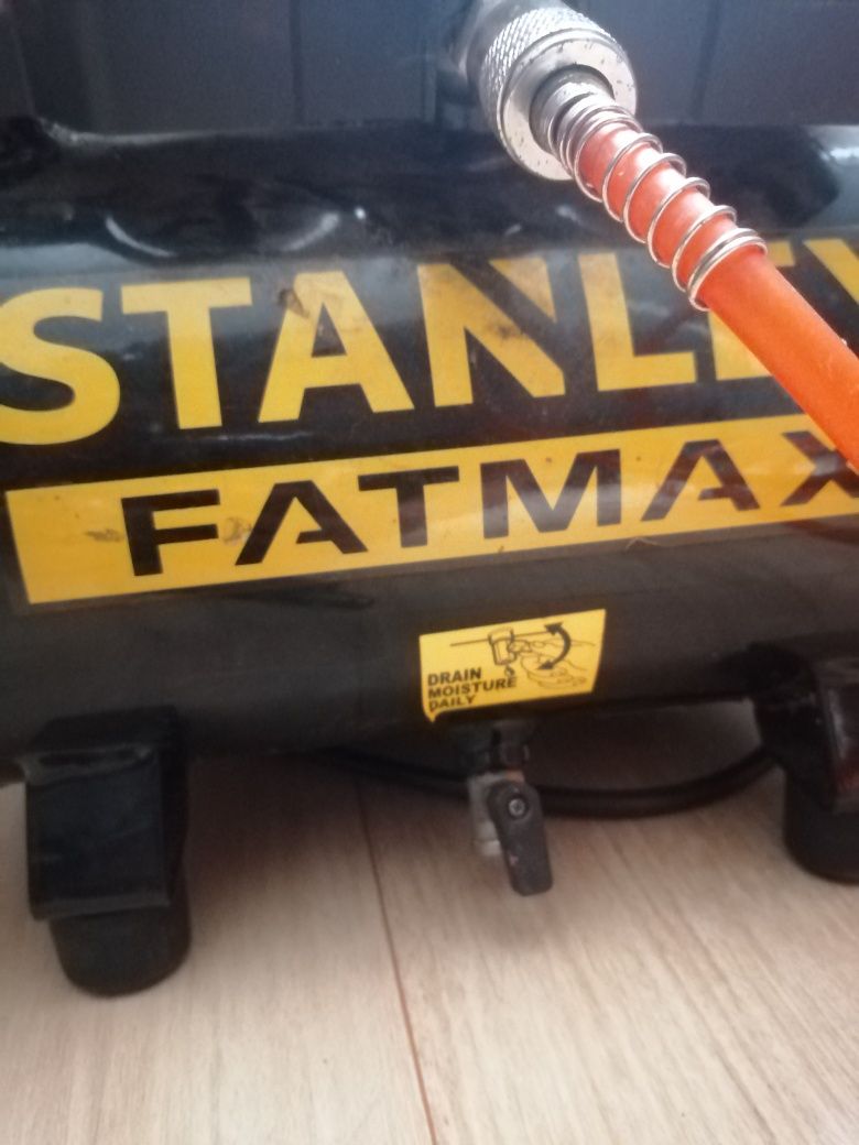 Compressor de ar Stanley Fatmax