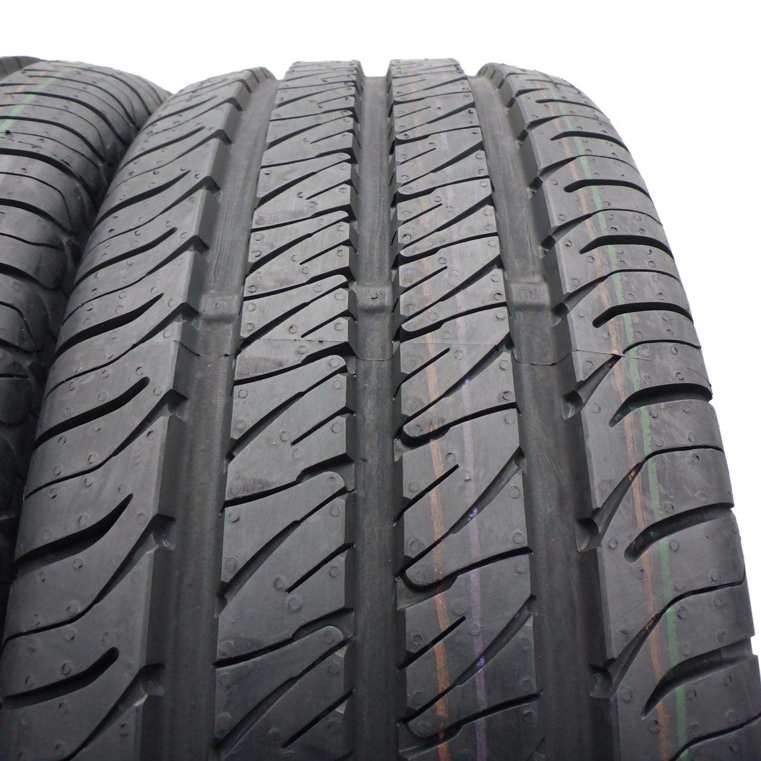 Opony 215/60/16C Uniroyal 215/60R16C 103/101T letnie 2019 Nieużywane