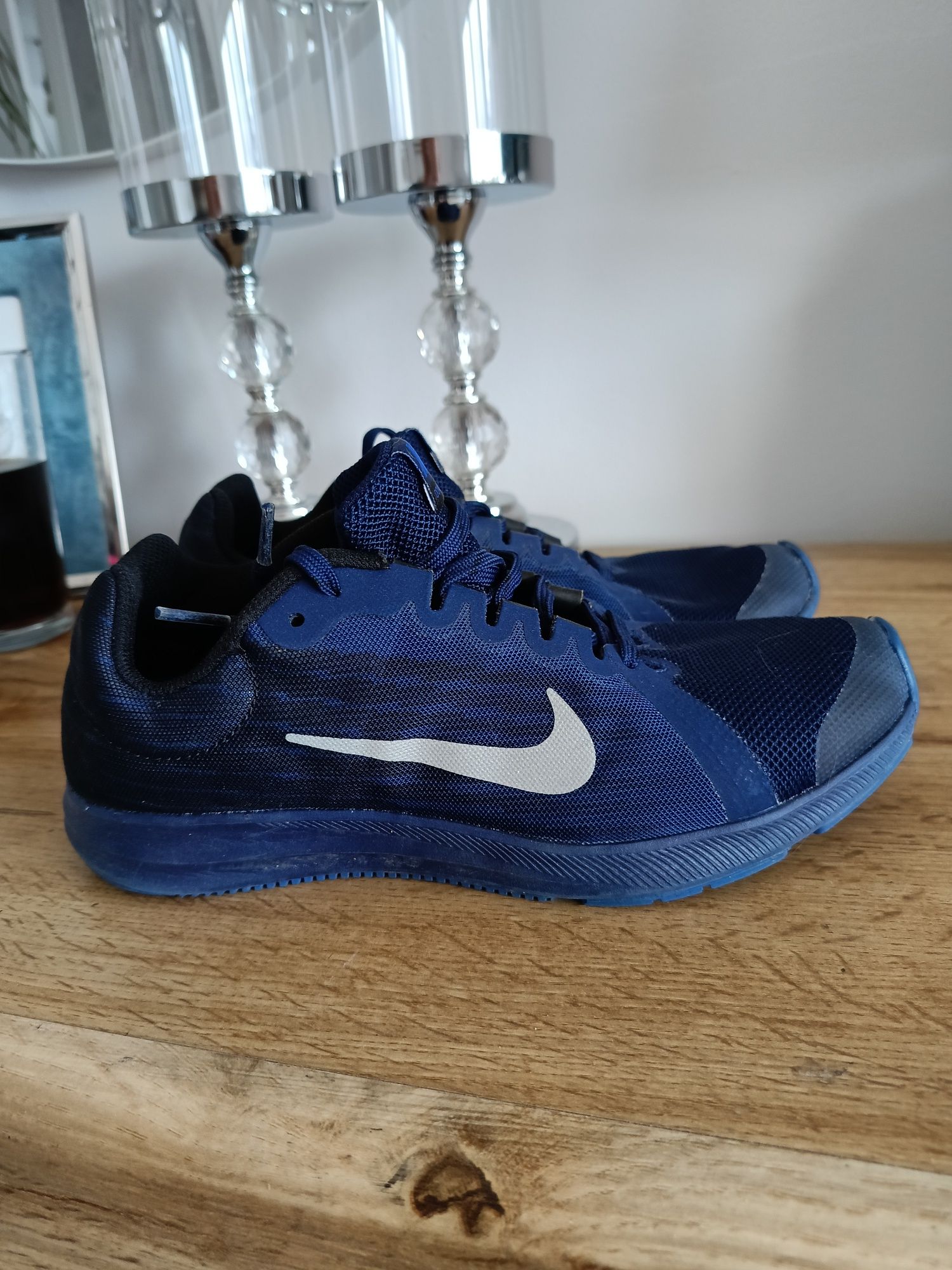 Buty Nike 37,5 granatowe