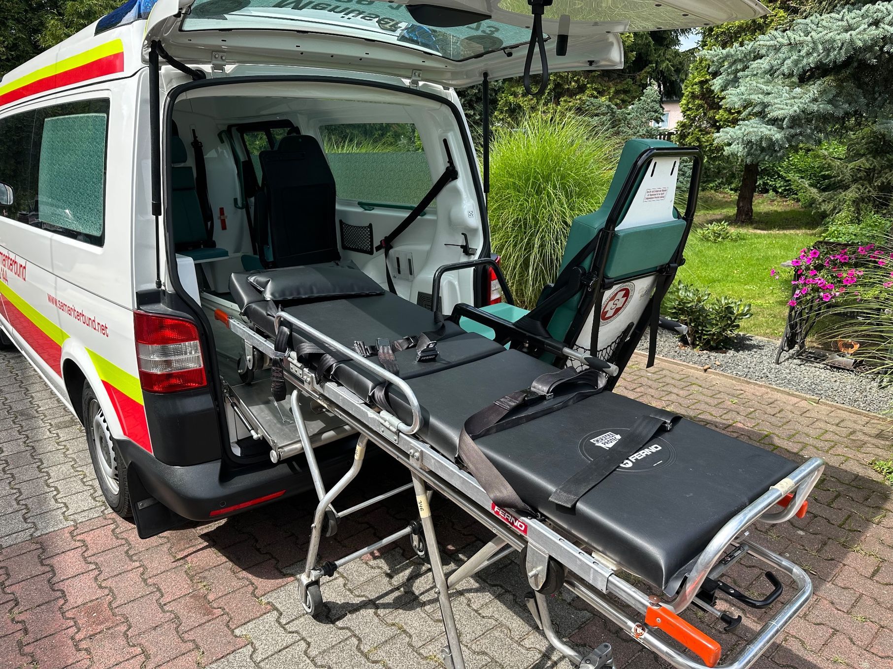 Volkswagen Transporter  2.0 TDI DSG Ambulans Karetka Pojazd Sanitarny