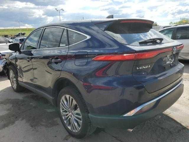 Toyota Venza LE 2022 Hybrid !