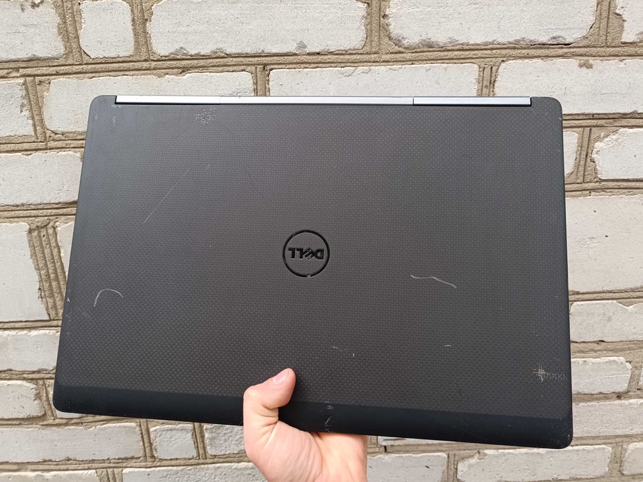 17.3" 6гб відеокарта, ноутбук DELL i7 7820HQ/32/1000gb/P3000 6gb