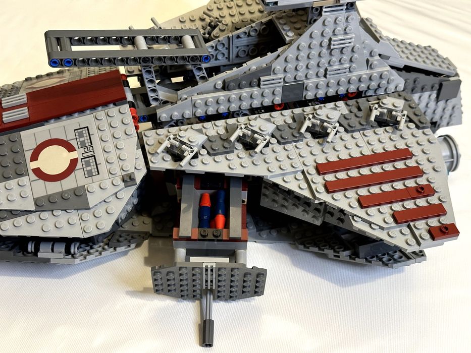 LEGO STAR WARS 8039 Venator-Class Republic Attack Cruiser - Kompletny