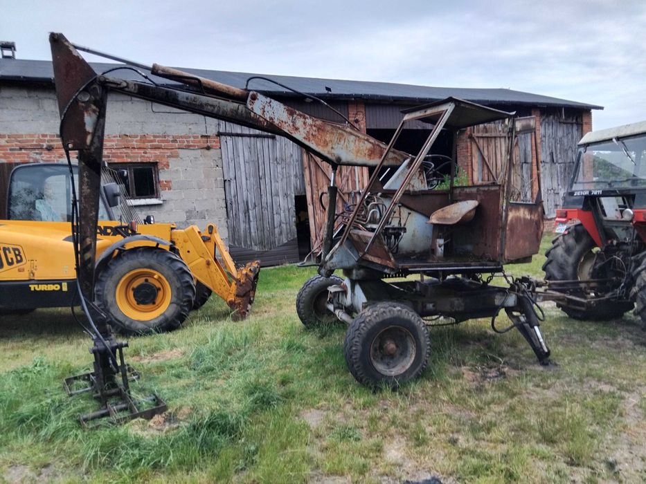 Ładowacz cyklop t-214 z kabiną, UNHZ, transport.